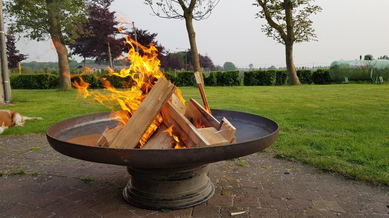 Bed and Breakfast De Wabisabiboerderij Oedelem Esterno foto