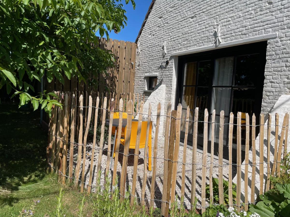 Bed and Breakfast De Wabisabiboerderij Oedelem Esterno foto